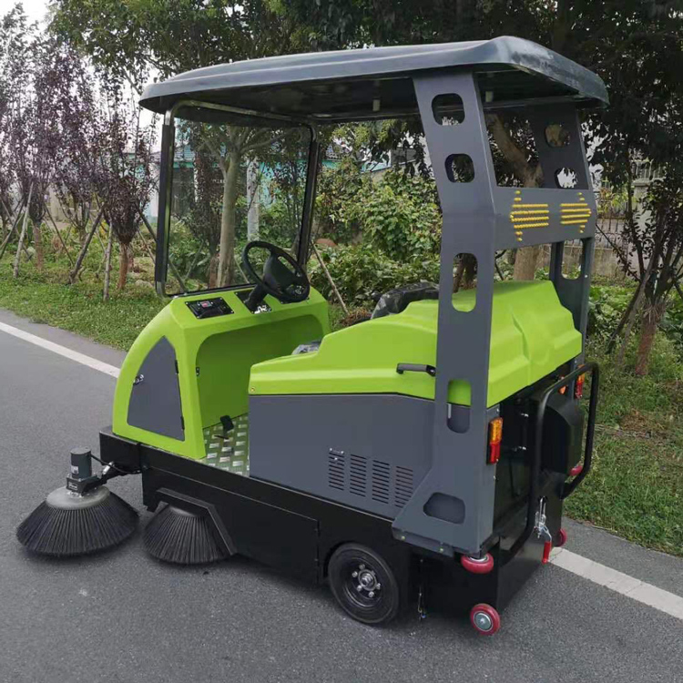 high quality mini road cleaning machine sweeper truck
